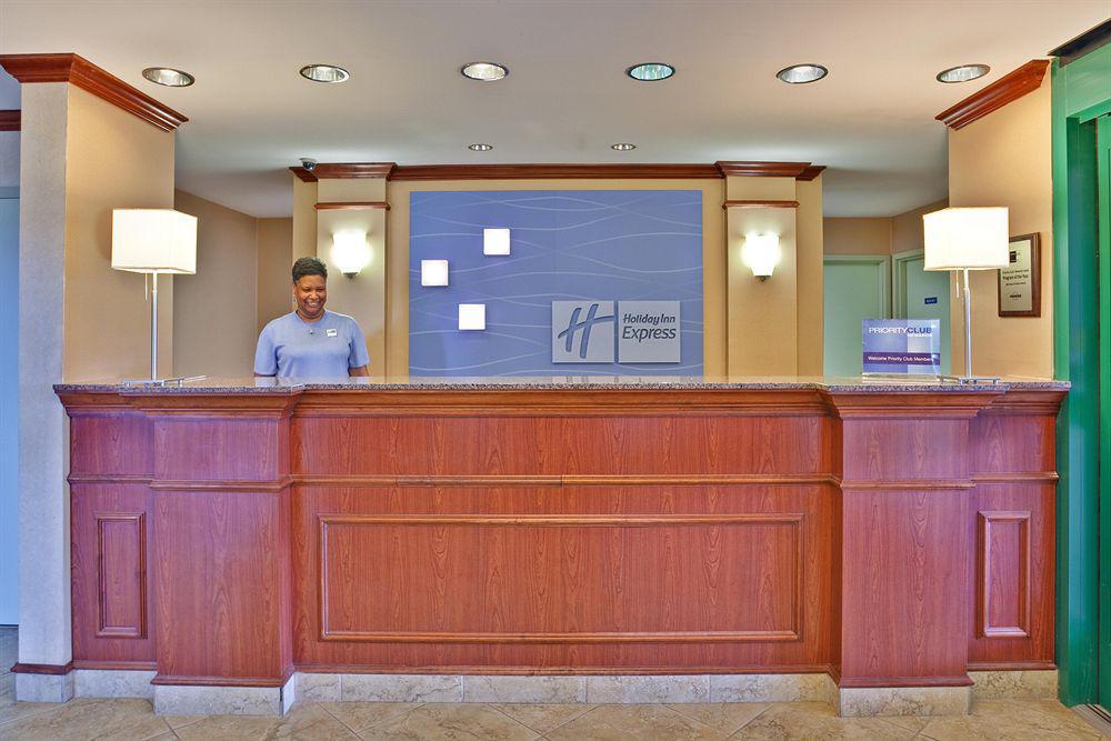 Holiday Inn Express Hotel & Suites Olive Branch, An Ihg Hotel Interior photo
